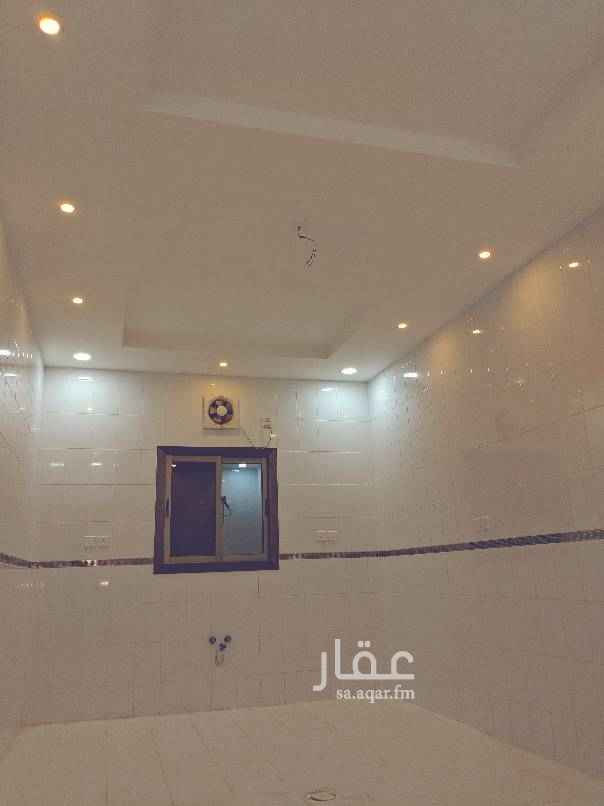 1738398 اربع غرف مع صالة وغرفة غسيل وثلاث حمامات ومطبخ
التصميم والديكور عصري