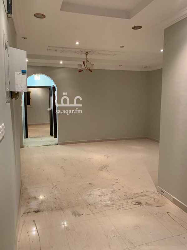 1700258 شقتين من 4 غرف ومطبخ ومخزن داخل المطبخ و3 دورات مياه بالقرب جامع ذات النطاقيين
المطبخ 3*4
شقة من 5 غرف ومطبخ 3*3.5 وثلاث دورات مياه بمبلغ سنوي 22000 ريال