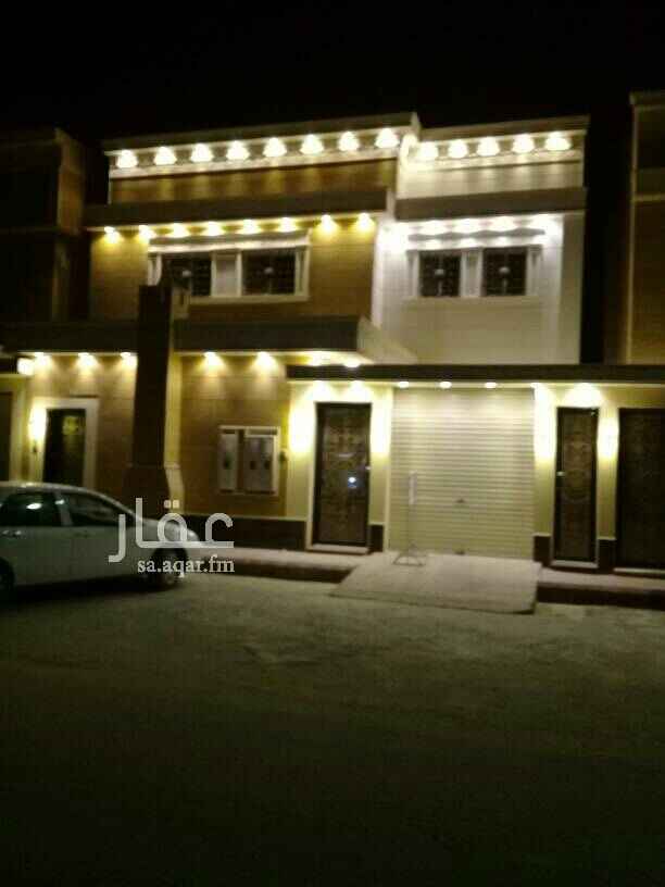 1390893 للإيجار فيلا درج في الصاله تتكون من الدور الارضي به مجلس ومقلط وصاله وغرفه كبار السن ومجلس حريمي ومطبخ ومشب خارجي مع مدخل السياره والدور العلوي به ٤ غرف نوم منهم ٢ غرفه ماستر ويوجد غرفه مع السطح الفيلا تشطيب سوبر لوكس