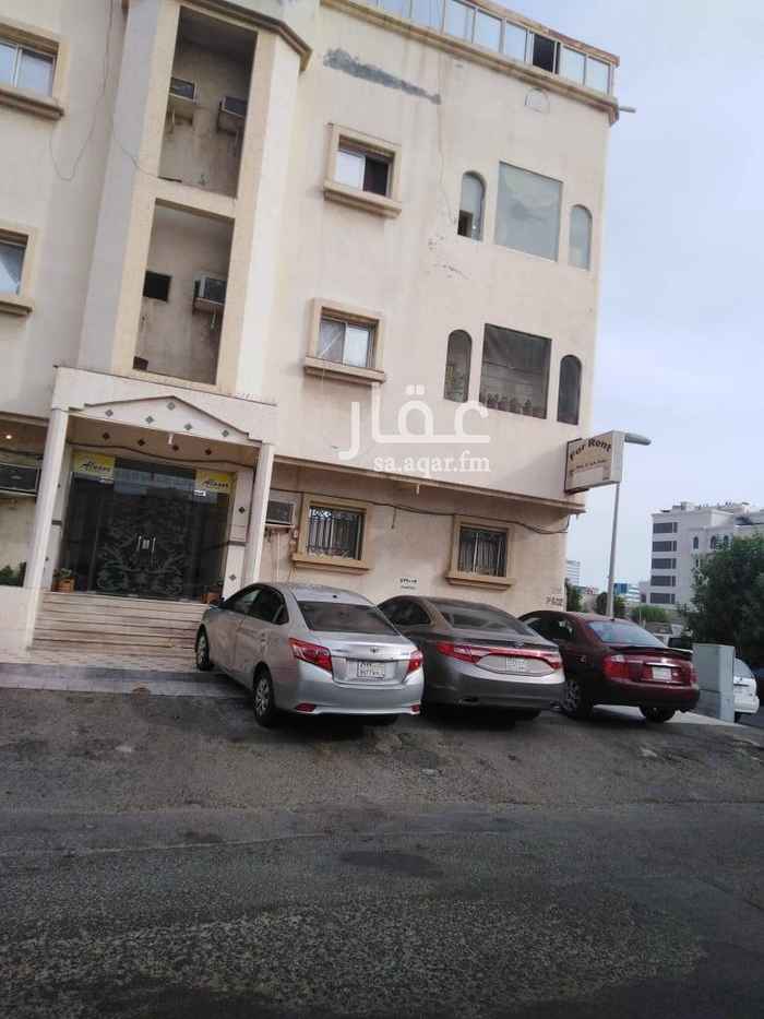 1662797 شقة غرفة وصالة حمام مطبخ ..عمارة سكنية خلف المركز الطبي الدولي 1200 ريال شهريا شامل الكهرباء والماء