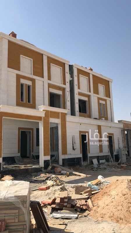 1766999 فلل دبلكس ٢٠٠م
تحت استقبال مجلس رجال ومقلط وصاله ومطبخ ودورتين مياه وغرفة سايق
فوق الدور الاول
اربع غرف نوم ثنتين بدورة مياه رئسيه وصالة
فوق الدور الثاني
غرفتين نوم بدورة مياه وصالة وسطح ومشب