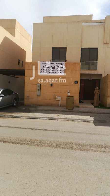 1337777 للايجار فيلا في كمباوند الرابية السكني
حراسة أمنية
مسبح
نادي رياضي