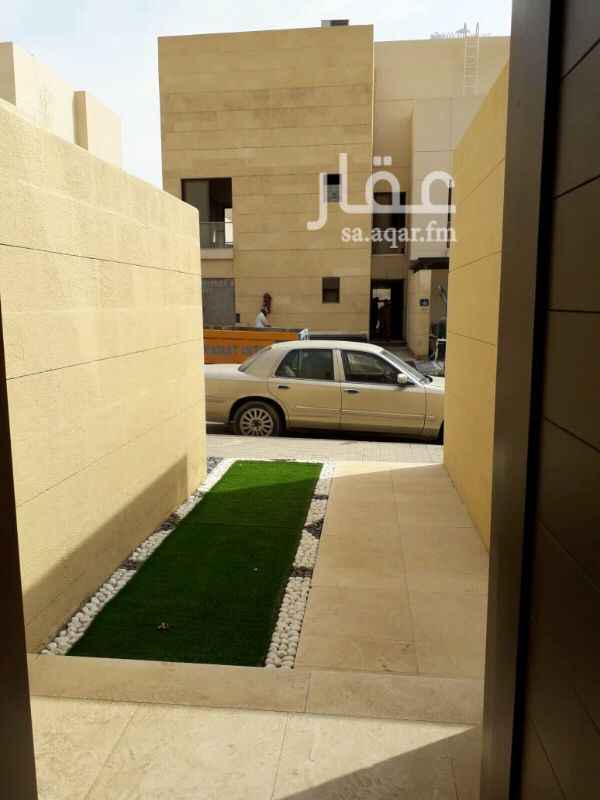 1358949 للإيجار فيلا في كماوند الرابية السكني
٣ غرف نوم
صالة علوية
صالة أرضية
مطبخ
مكيفات
غرف نوم
غرفه خادمه
غرفه كبيرة في الملحق العلوي
غرفه سائق
مدخل سياره
ملاعب أطفال
حدائق
حراسة أمنية ٢٤ ساعة