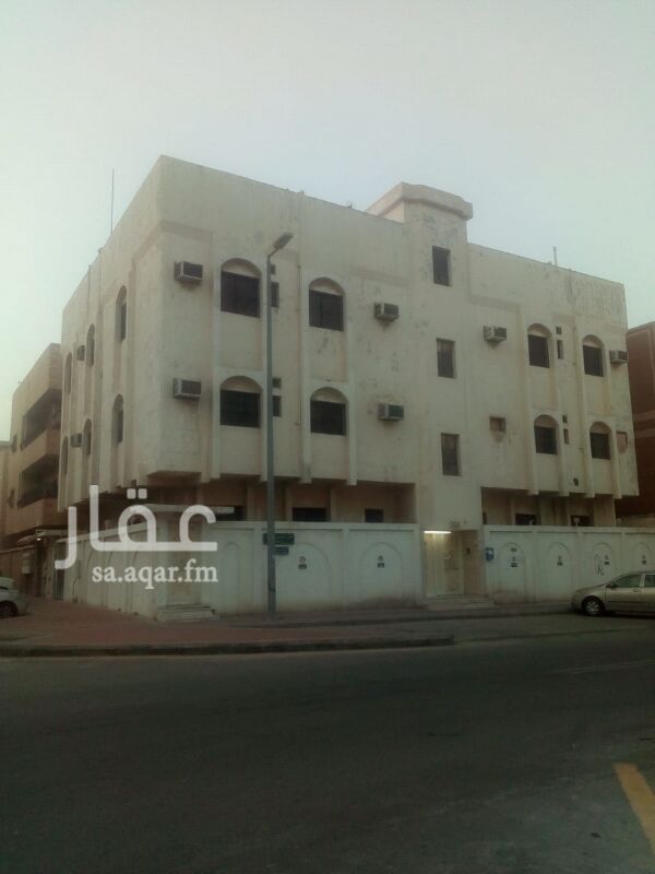 1513938 للبيع عماره سكنيه
الخبر الجنوبيه زاويه علي شارعين
تتكون دور و4 شقق وملحق كل شقه 4غرف
مدخلين
الدخل حوالي 120الف سنوي وممكن أكثر
مطلوب مليون 200 ألف ريال
للمعاينه والاستفسار الرجاء الاتصال فقط نسبه لعدم التواجد بالموقع
ابوأحمد
0503677405