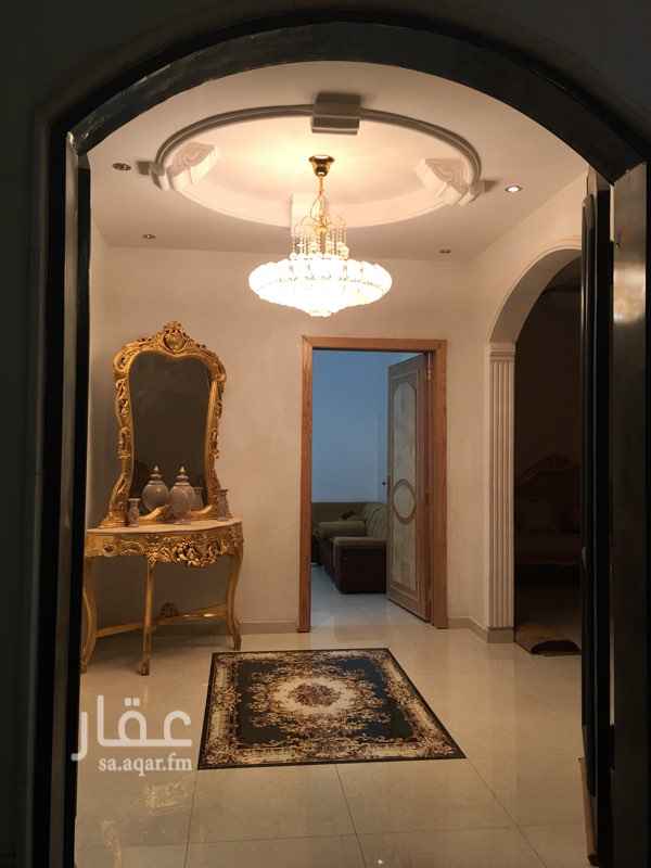 1689124 فيلا دور للإيجار ، مؤثثة بالكامل مع مدخل سيارة يتسع لسيارتين صغيرة ومشب خارجي ...
جميع التفاصيل ستجدها بالإعلان ... وسعر الإيجار قابل للتفاوض.