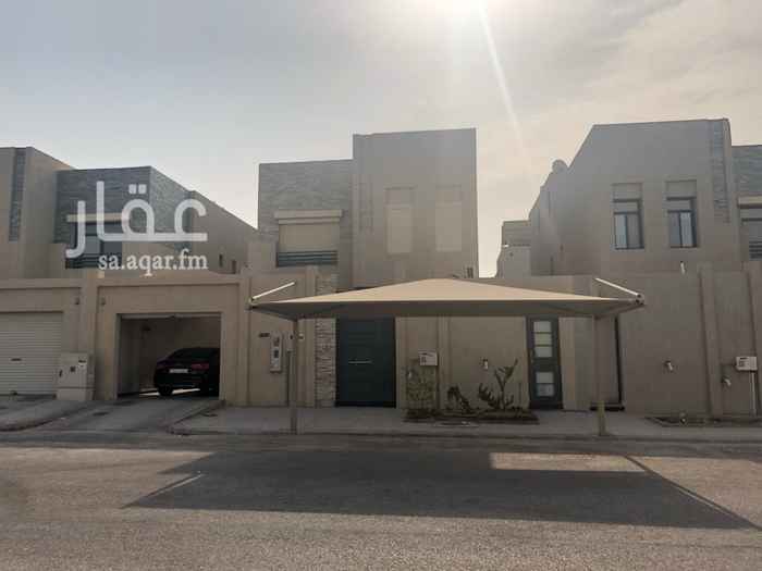 1676988 فيلا D ايوان القيروان مسطح بنا ٤٩١م،٤غرف نوم بميكفات ودواليب منها ٢ ماستر بدورات مياه مستقلة وغرفتين نوم بدورة مياه مشتركة.جميع الغرف مركب على نوافذها شترات لون بيج.
الدور الارضي؛مطبخ راكب،صالة كبيرة،مجلس،وغرفة طعام كلها بها تكييف.
الدور الثاني يشمل غرفة خادمة، غرفة غسيل، و مخزن ٤x٤م
العقار متوفر من تاريخ ١٥/٢/٢٠٢٠
الحديقة الخلفية فيها جلسة خشب، عشب صناعي،وبركة صغيرة.
البيت يطل على شارع ٢٠م شرق و شارع ٨م غربا. يوجد مظلة سيارة امام
