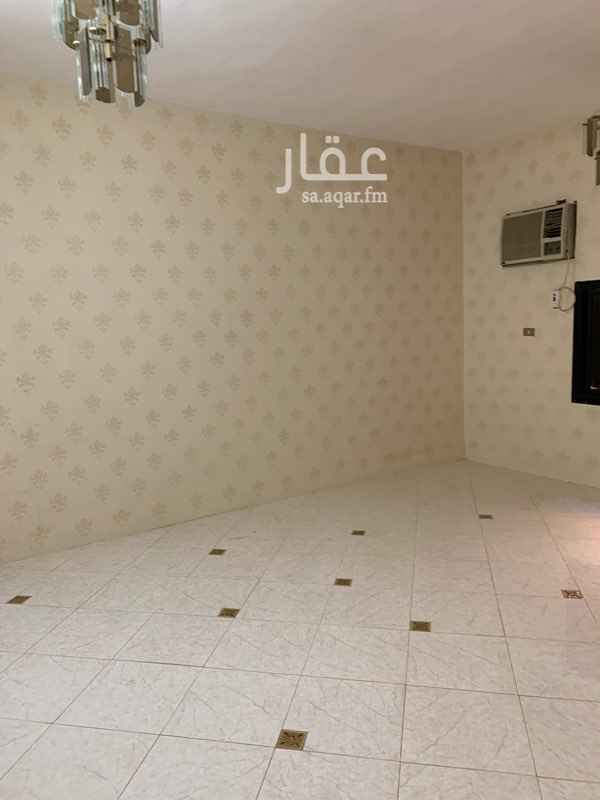 1693785 يوجد لدينا شقه للإيجار في حي الشطبهفي الدور الثاني امام جامع البر والتقوى مباشرة مكونة من 4 غرف و 1 صالة و 2 حمام مدخلين ويوجد فيها مطبخ المنيوم راكب وجاهز
فيها فرن ممتاز جداً
كذلك يوجد فيها مكيفات راكبه
وبجوار متوسطة عين جالوت المتوسطة
وغرفها كبار مكانها في حي الشطبه امام المسجد
الحي جداً مميز وهادئ والشقه نظيفه وممتازه
((ارجوا قرائة الاعلان جيداً قبل الاتصال ))
الرجاء الاتصال علي المسؤول عن التأجير
0566698766
ابو نايف