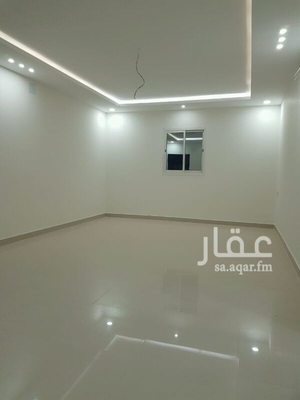 1348852 شقه فى فيلا جديده بها ديكورات جميله للايجار الشهرى
ثلاث غرف كبيره وصاله كبيره دورتين مياه
عداد كهرباء مستقل
السعر 17 ألف سنوى
الاستعلام
0503986512 ابوهانى
مكتب سكن الضاحية العقاري