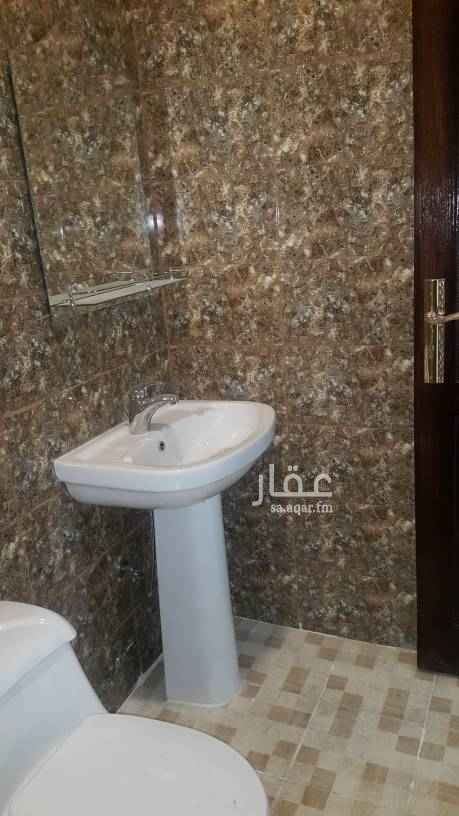 1626776 الدور ممتاز، الصالة واسعة، الأرضيات سراميك، غرفتين بحماماتها، يوجد غرفة خادمة