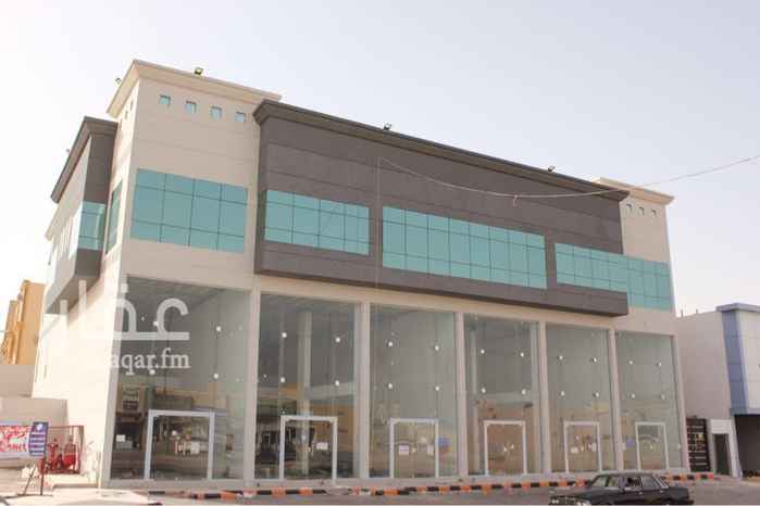 1606660 عماره تجاريه للايجار بعقد طويل او للبيع موقع ممتاز:
المساحة الإجمالية للأرض ١٤٠٠م. فيها ٦ معارض، عرض المعرض ٥X٣٠م، والاطراف مربوطه بالمكاتب العلويه. فيها ١٧ مكتب مساحتها الإجمالية ١٣٥٠م، ١١ مكتب في الدور الثاني مساحتها الإجمالية ٩٠٠ م، والسطح ٦ مكاتب بمساحة اجمالية ٤٥٠م. فيها عدد ٢ مصاعد ماركة ميلانو إيطالي توصل من الصالات مباشره الى المكاتب مباشره، تصلح اي نشاط ولكن يفضل مستوصف طبي، او معهد.