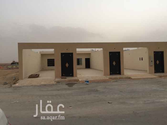 1497580 استراحه شباب عدد ٣ اقسام لكل قسم مجلس وغرفه ومطبخ ودوره مياه وخزان ارضي وخزان علوي ومدخل سياره يتسع لعدد ٣ سيارات لكل قسم جديده الدخل المتوقع باذن الله ٨٠٠٠٠ ريال الموقع قريب لطريق الملك عبدالعزيز سهل الدخول والخروج السعر ٧٥٠٠٠٠ ريال شامل الضريبه ( العرض من المالك مباشر ونرحب بالوسطاء )
