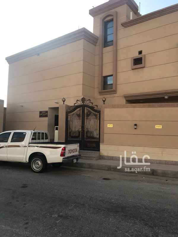 1580082 دبلكس عبارة عن دور ارضي ضيافة ودور أول غرفة نوم وغرفة خادمة علوية وسطح وحوش وغرفة سائق مقابل مسجد