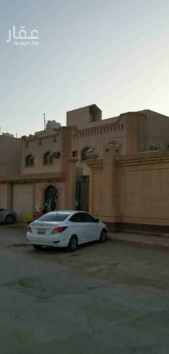 1661822 حي الندوة - المربع الذهبي
دور و ثلاث شقق مساحة ٦٠٠م
مأجر بالكامل
واجهة جنوب
عمر العقار ٨ سنوات تقريبا
مقابل حديقة الندوة
انا المالك مباشرة