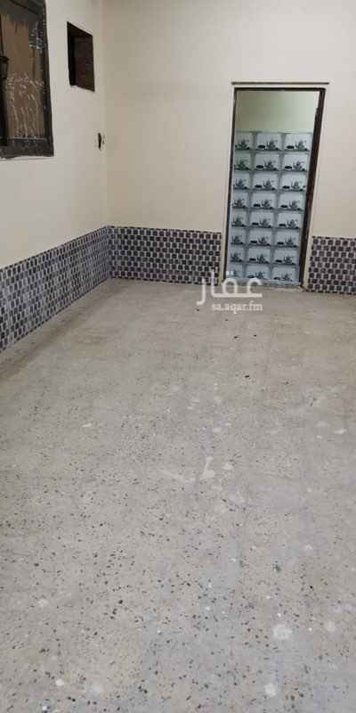 1648356 للايجار غرف عزاب ومطبخ وحمام شامل الكهرباء والماء مرممه جديد.
الايجار 850 ريال
مكتب اجياد الاندلس للعقارات