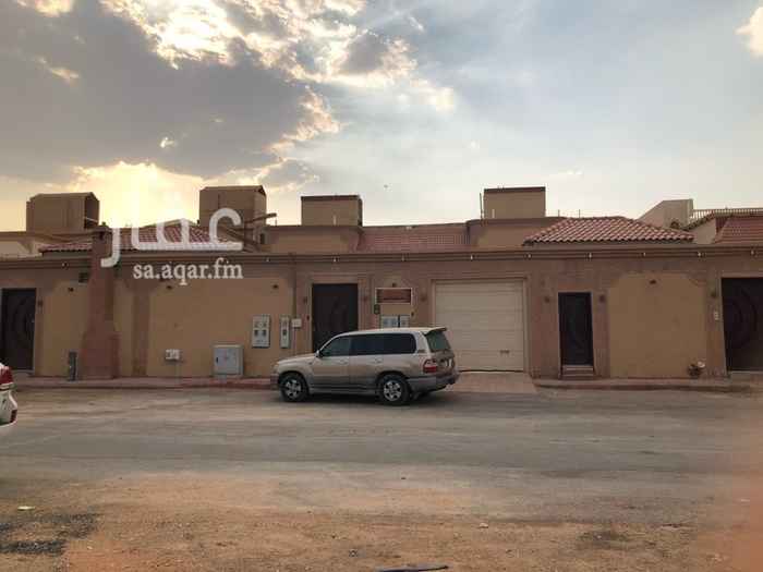 1700161 للايجار عدد 3 شقق دور علوي غرفتين ومجلس وصاله وحمامين ومطبخ عداد مشترك
