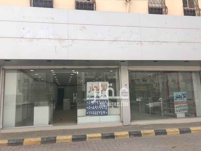 1471773 المحل شبه جاهز بالديكورات والسوكريت والطاولات ويوجد مستودع مستقل (محل فتحتين )