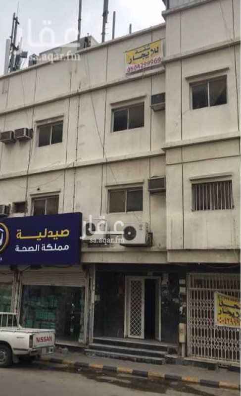 1501747 الموقع في حي الوزارات شارع زاويه عرض ٣٠ متر
شارع البراء بن عازب وشارع عبدالرحمن بن حسن
شقه بالدور الثاني تتكون من ثلاث غرف ومطبخ وعدد ٢ دورة مياه