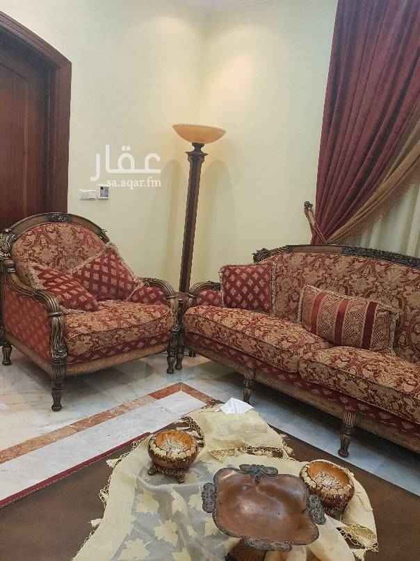 1634111 فيلا ايجار فندقي يشمل الماء والكهرباء والانترنت والستالايت تكييف مركزي واسبيليت تحتوي على ( صالون وغرفة جلوس وصالة وثلاث غرف نوم ) اثاث فاخر