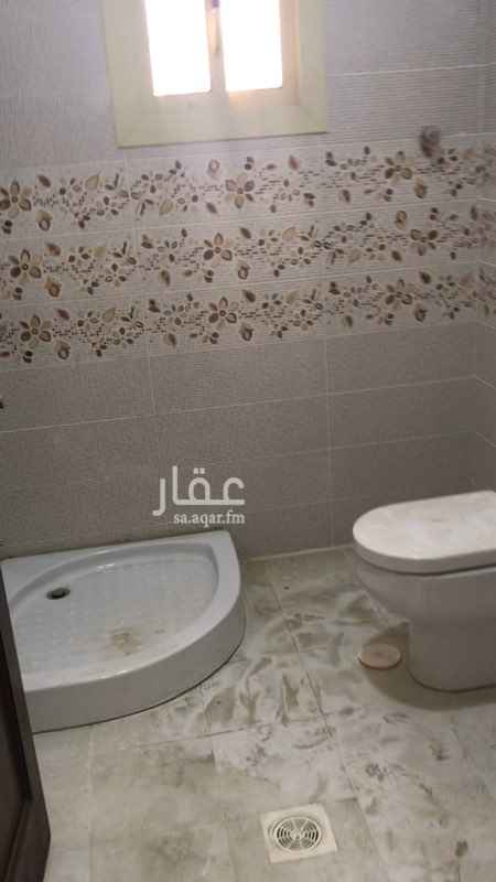 1494186 شقة جديدة ٤ غرف مدخل واحد ملحق علوي بدون سطح وبدون مصعد والماء بالوايتات ويشترط عائلة صغيرة والمستأجر غير مدخّن