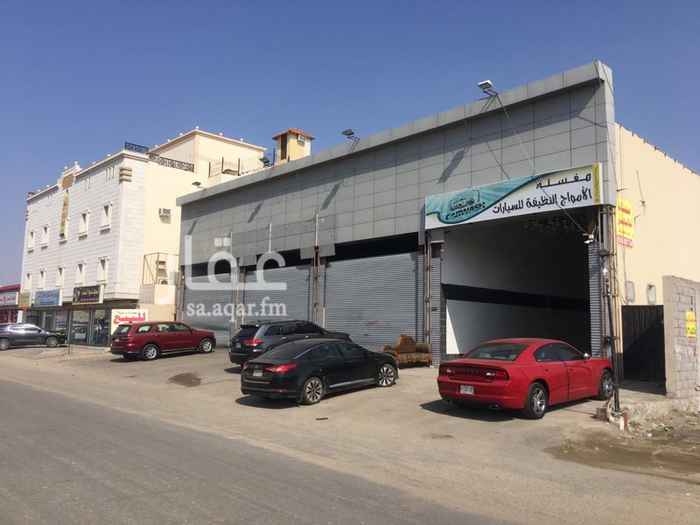 1690319 ٤محلات تجاريه مساحة المحل الواحد ١٢٥متر سعر المحل ٤٠الف قابل التفاوظ اسال الله البركه