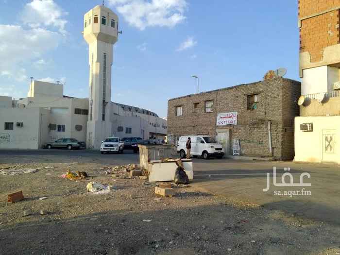 1494576 بيت شعبي خلف مندرين دورين وكل دور شقتين وثلاث واجهات وكل واجهه مدخل والاربع شقق مؤجره بإجمالي ٢٣٠٠ بالشهر والصك إلكتروني