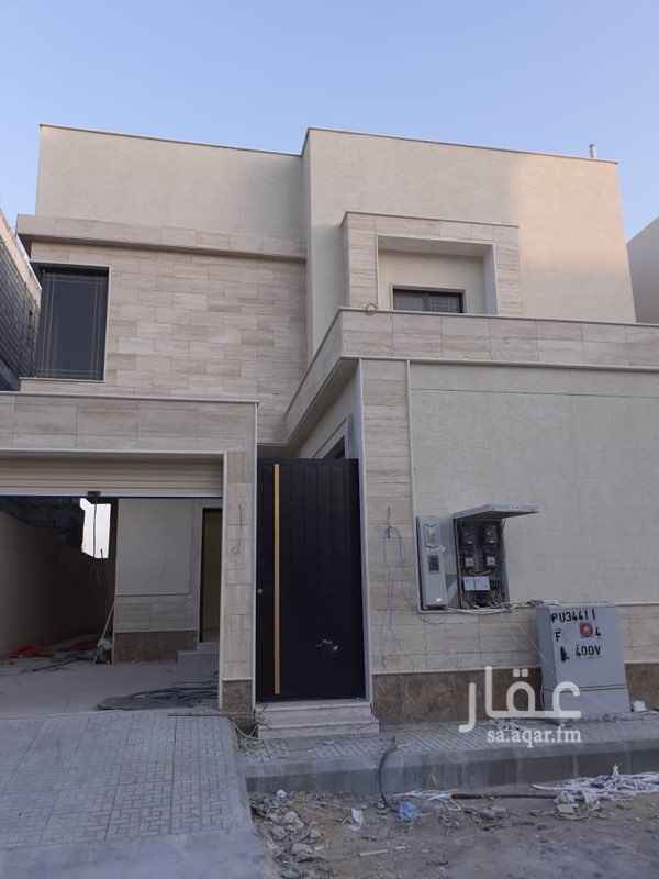 1705152 فيلا درج بالصالة مع شقتين شمالية شارع ١٥ الدور الارضي غرفة سائق ومدخل سيارة وملحق خارجي ومجلس ومقلط وصالة وغرفة كبار سن ومطبخ ومستودع ومؤسس مصعد الدور العلوي ثلاث غرف ماستر والسطح غرفة خادمة المساحة ٣٩٠ متر بيع مليون ٦٥٠ إن شاء الله والشقق كل شقة ٣غرف نوم حي النرجس القمرا ٥
الموقع غير دقيق