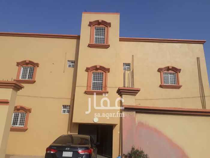 1445449 4 غرف وصاله ومطبخ 3 دورات مياه ومستودع
خزان ماء علوى وسفلي مستقل
عداد كهرباء مستقل