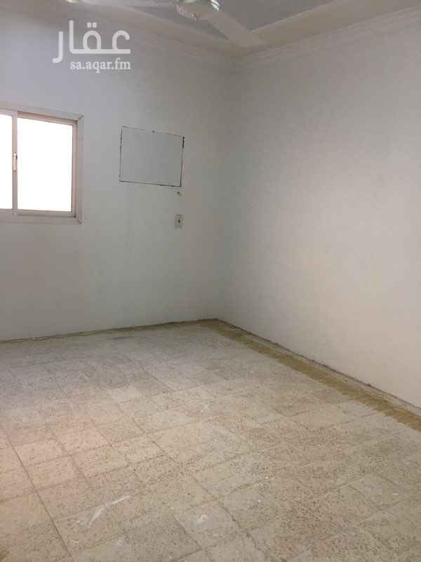 1712448 شقة اربع غرف وصالة