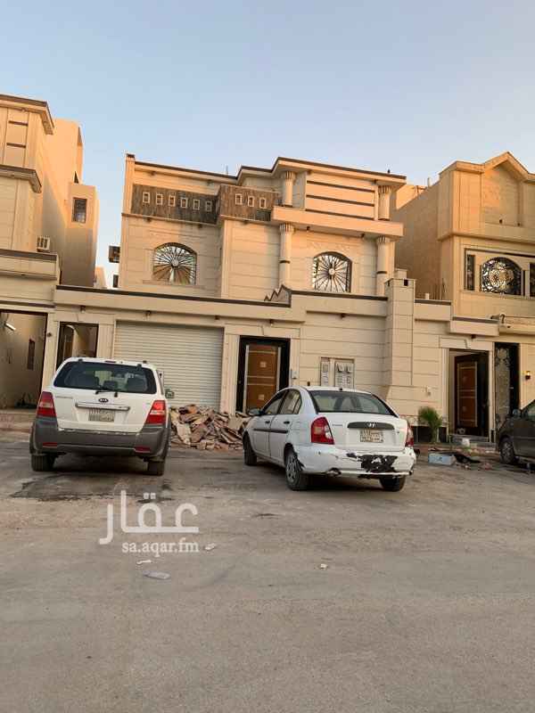 1707310 السلام عليكم .
للإيجار دور ارضي
عمر العقار سنه مجدد بالكامل #بويات كهرباء سباكة
الإيجار دفعة سنه فقط.
الشارع واسع 30م