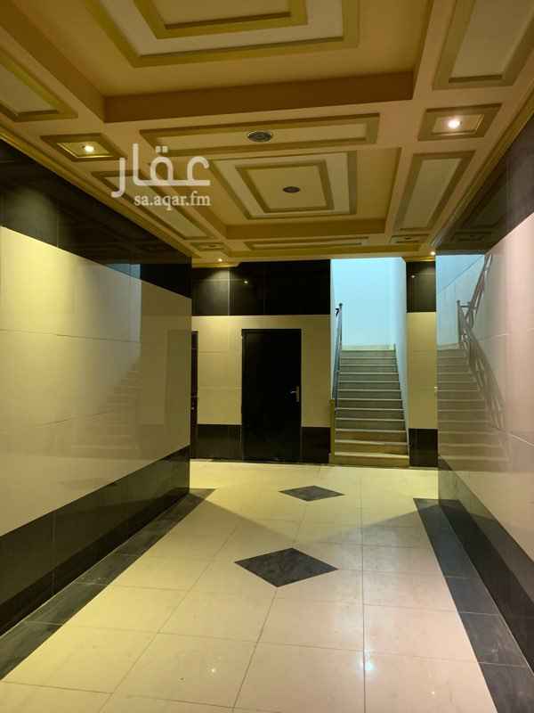 1656927 (( شقق عزاب ))
شقق عزاب وعماله للايجار
يوجد شقق ٣ غرف و ٤ غرف
لكل شقه عداد كهرباء مستقل
قيمة استهلاك المياه على المالك
للتواصل 0504500068