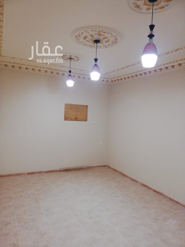 1538622 شقتين للايجار
بطحاء قريش بجوار مجمع مدارس الاولاد والبنات