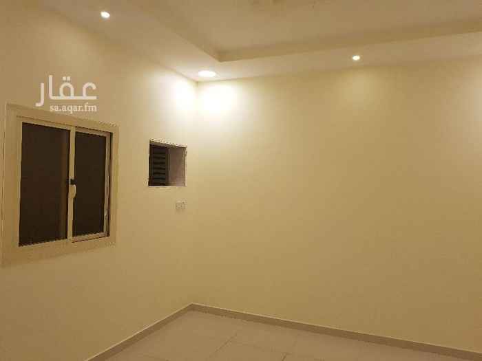 1459549 #التواصل واتساب أو اتصال#
*دفع شهري
*رسوم المكتب والماء والحارس والمصعد والصيانة والنظافة على المالك
غرفتين وصالة وحمام ومطبخ
شقة نظيفة
دهانات جديدة
عمارة نظيفة
مصعد مع صيانة
حارس خاص للعمارة
المشرف على العقار ساكن في العمارة
كاميرات مراقبة للمواقف
الانترنت واصل (ألياف بصرية)
الماء واصل
العمارة إيجار وليست تمليك
قريبة من جامع الأنصار
جميع الخدمات قريبة
4 دقائق لشارع التحلية
6 دقائق لشارع فلسطين
15 دقيقة لجامعة الملك عبدالعزيز
20 دقيقة للمطار
#الايجار (عقد سنوي)#
16000 ريال في السنة (دفع شهري)