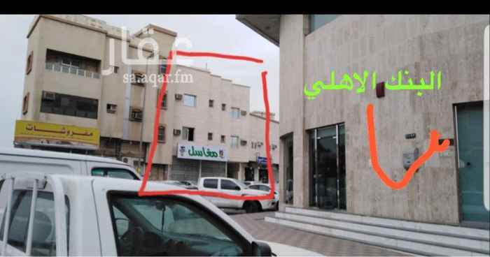 1646224 للبيع في حي اليمامه مقابل البنك الاهلي عماره تجاريه 3 ادوار ونصف ومؤسس لها مصعد ، النصف الثاني من السطح مؤسس له 5 غرف للبناء في المستقبل:
المساحة 276.89
الشارع 20 م جنوبي تجاري
العمر 4 سنوات
♦️تتكون من عدد 2 محلات ، و 30 غرف عباره عن سويتات كل غرفه دورة مياه
♦️الدخل 200 الف سنوي
⭐️السووم مليون و 500 الف البيع قريب
الموقع في الاعلان تقريبي
الموقع:
https://maps.google.com/?q=24.596224,46.711861
نسعد بستقبال طلباتكم وعروضكم العقاريه.
للتواصل : 0504637108