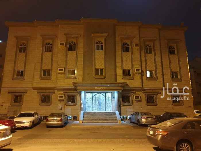 1616480 السلام عليكم
يوجد شقق للايجار مكونه من غرفتين وصاله وحمام ومطبخ
سعر الايجار بي ١٤٠٠٠ ريال اذا كان تقدم كدفعتين العماره نظيفه وبها حارس ومواقف سيارات وعلى شارع ٢٥
الايجار سمح ويوجد على ٤ دفعات