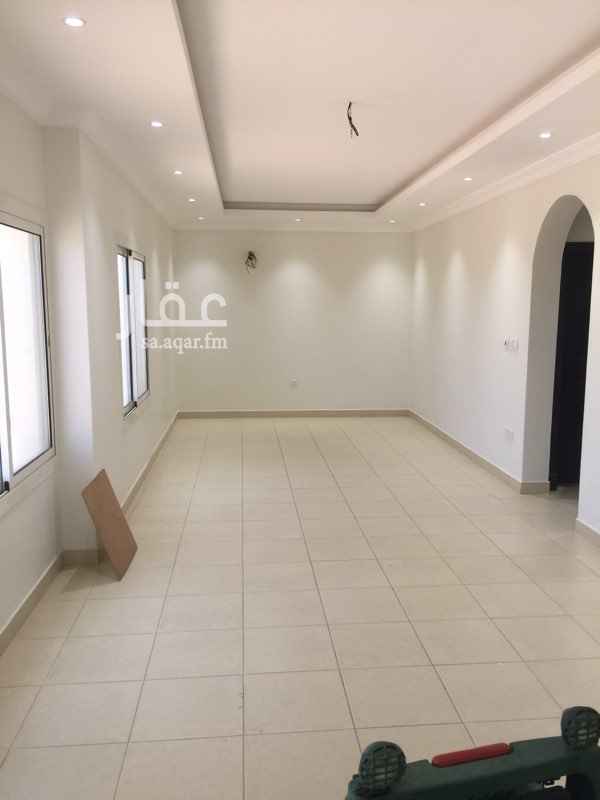 1576308 ملحق مع السطح للايجار تشطيب فخم ٦ غرف و٤ حمامات يوجد مصعد