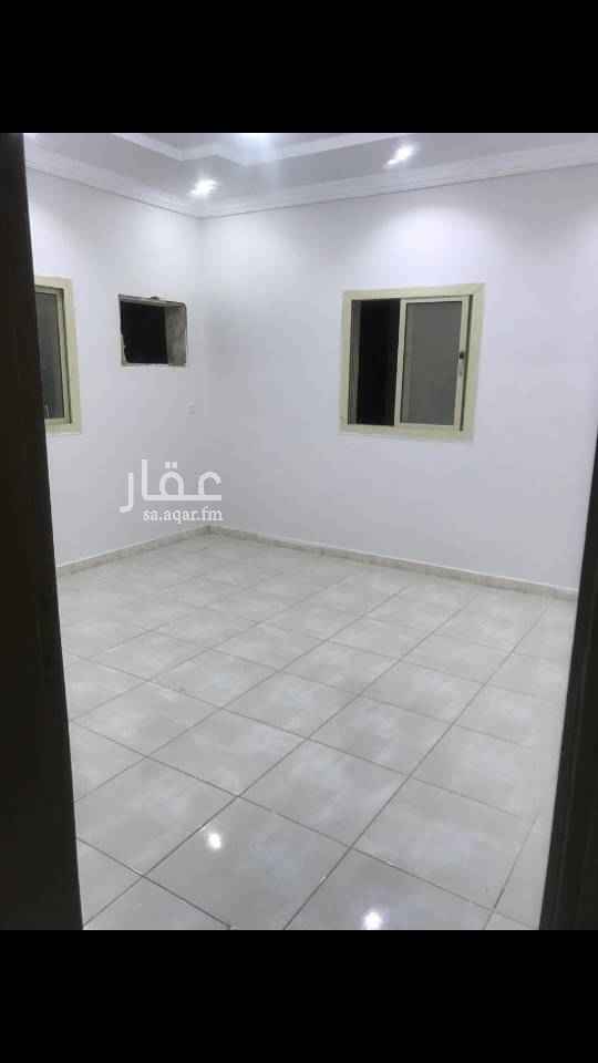 1648100 شقة للايجار في حي المنار مكونة من ٤ غرف وصالة ومطبخ و ٣ دورات مياه خزان مستقل مطلوب ٢٠ الف بالسنة على ٤ دفعات. ج/٠٥٠٤٦٧٨٤١٠