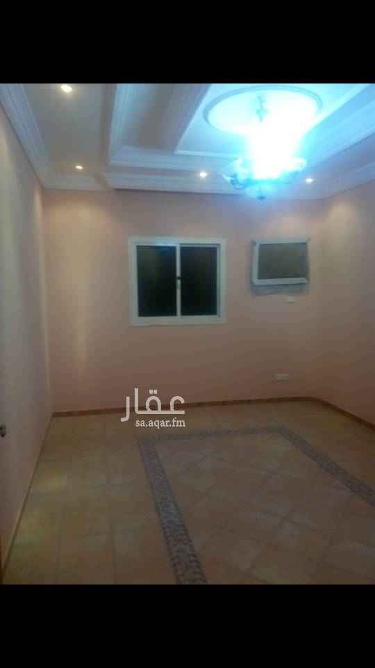 1720881 شقق للايجار في حي السامر قريب من قاعه الرفيدي مكونة من ٣ غرف وصالة ومطبخ و دورتين مياه...
مطلوب ١٣٥٠ ريال بالشهر ج/٠٥٠٤٦٧٨٤١٠