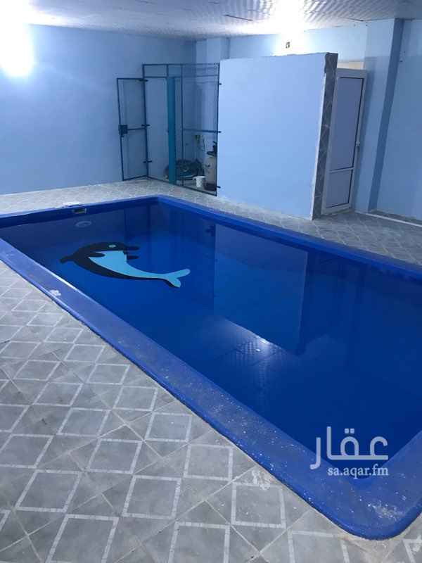 1693633 الحارس 0552152982
استراحة تتكون من قسمين وكل قسم يحتوي على ملعب طائرة مستقل ومسبح مغطى مع توفير زل للجلسات مع امكانية تاجير قسم واحد بالشهر
السعر : ٦٠٠