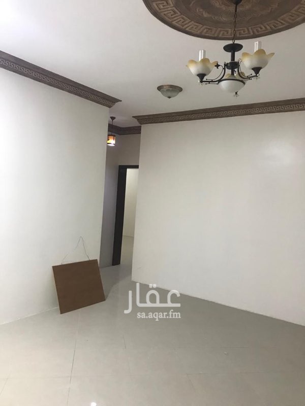 1734439 شقه بحاله ممتازه