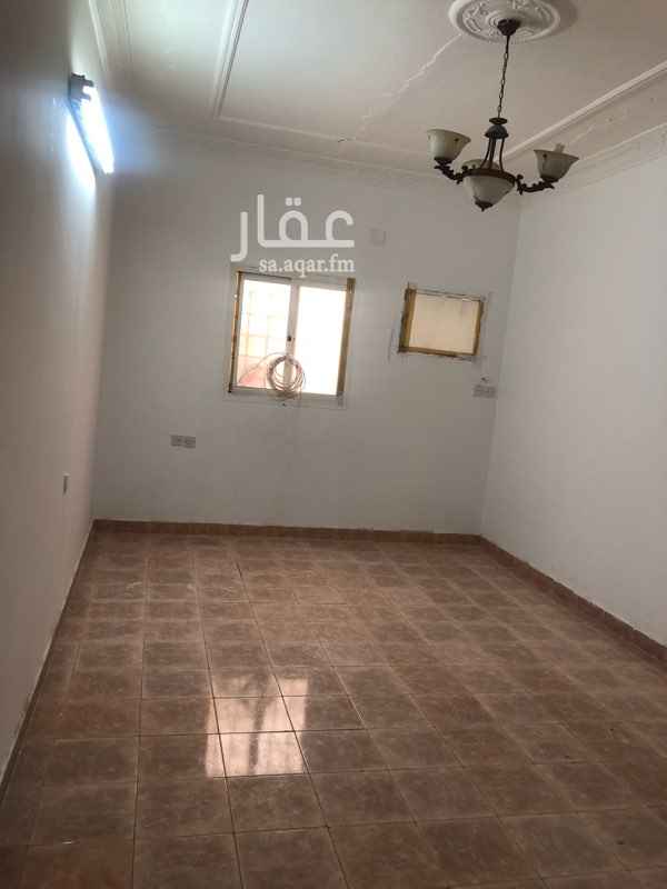1477029 شقة بالدور الارضي
مكونات الشقق كالتالي:
مجلس
غرفتين نوم
مطبخ راكب
صالة
٢ دورة مياه
عداد كهرباء مستقل
حارس عمارة
العمارة قريبة من الخدمات والمستشفيات وعلى شارع ٣٠ مع موقف سيارة مستقل