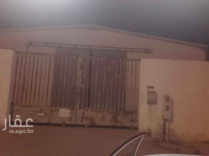 1418560 للايجارمستودع في حي المنار مساحه1200متر مساحه سعه التخزين 700متر الشارع30جنوب تجاري السعر110الف ريال