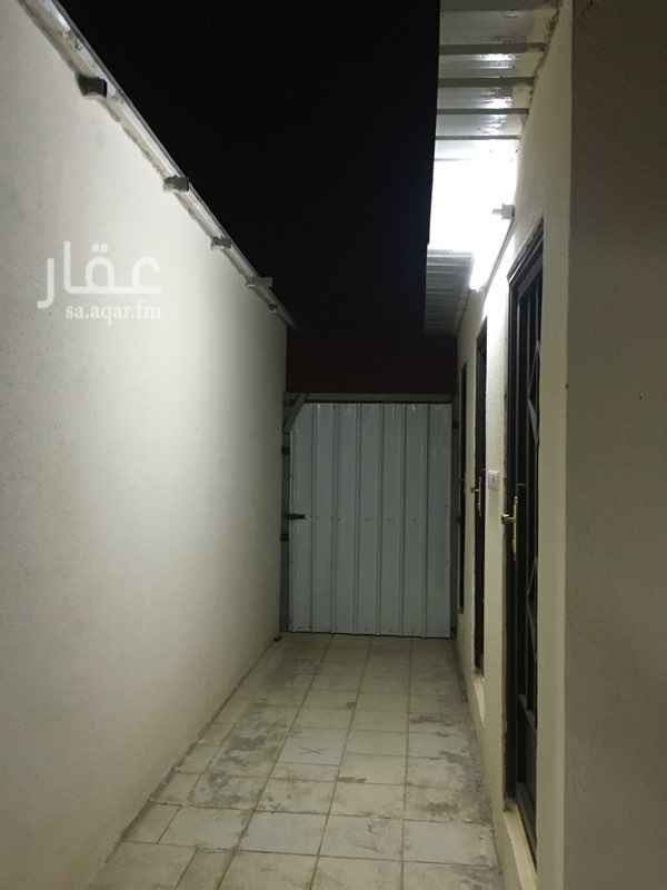 1191586 غرف عمال تصلح لشركات
سبع غرف كبيره جداً
مطبخ وثلاث حمامات
الشهري /٧٠٠ ريال
بالنسبه للجميع يفرق السعر
٥٠ الف ريال
للتواصل / ٠٥٠٤١٦٤٥١٦