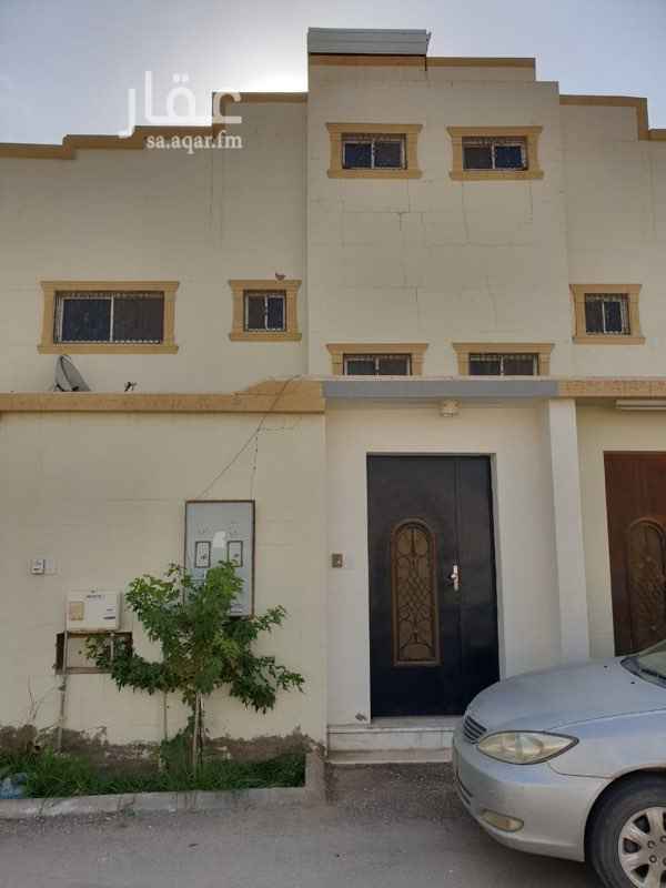 1299432 وحدة للايجار دور علوي ببريده مدخل مستقل مكونه من غرفتين
وصاله ومجلس
غرفه خادمة بالسطح
عدادكهرب وعداد مياه مستقلات المنزل**لامانع من تسويقه العقاري لها** للتواصل 0504883497