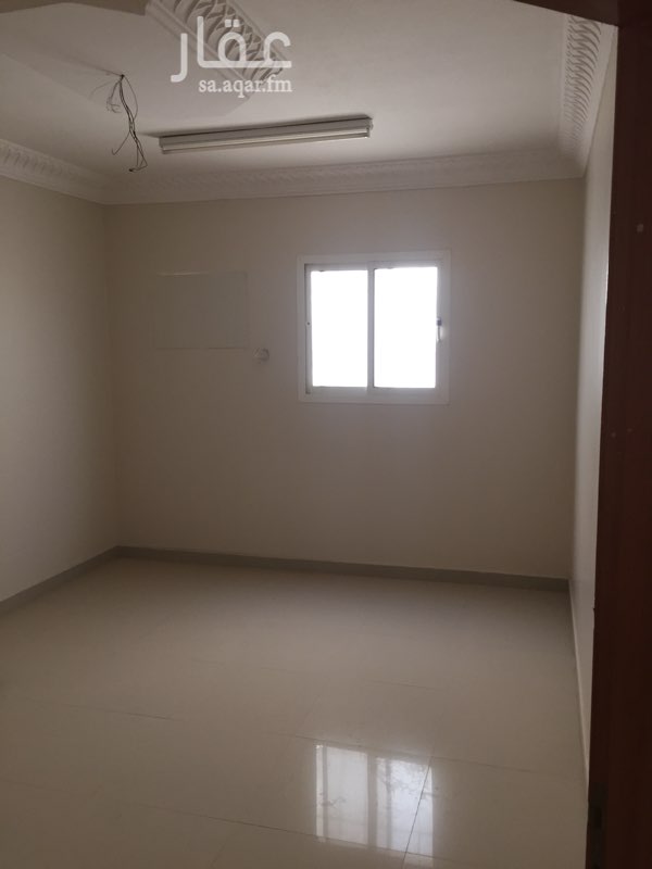 1515268 دور مدخل مستقل موقف سيارة