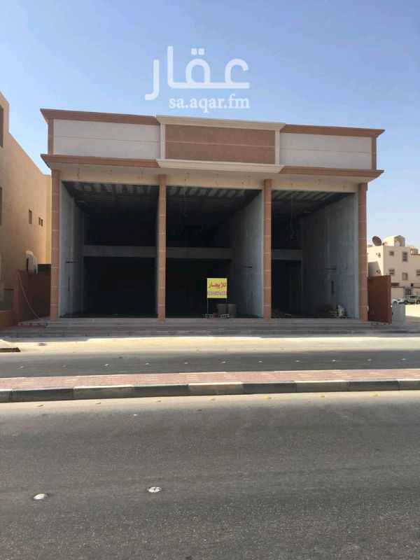 1147272 ثلاث محلات تجارية. ميزان..كل محل يشمل بوفيه ودورة مياة ..ودرج وطابق علوى....مع امكانية التأجير بالكامل..والسعر قابل للتفاوض.
