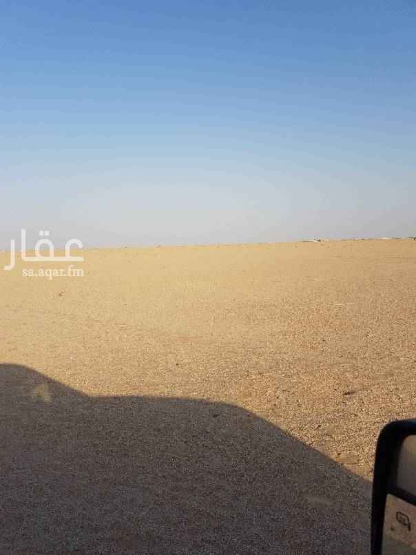 1600913 أرض زراعيه في عبليه جنوب القويعيه بصك فيها بير والكهرب واصلها والماء وافر وتقدر تستخرج عليها قرض زراعي السوم القريب ٥٥٠ ألف والحد ٧٥٠ يعني يطلع المتر بريال ونص وقد سبق أن سيمت ب٩٥٠
