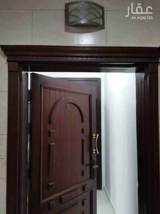 1550896 مــكــاتــب للايجــــار بـــجــدة حي الصفا موقع مميز جدا .
شارع الأمير متعب (الأربعين)
الــبـرج مـرخـص تجـاري ( أداري ) .
مرخـــص دفــاع مــدني .
يستوفي شروط البلدية لاستخراج او تجديد سجلك التجاري .
المكـــتب 70 متــر مكون من غرفتين وصــــالة وحمام ومطبخ .
الأيجــــــــار 24000 ريــال شامل الضريبة
زائد 1000 تأمين مسترد و 1000 خدمات مكتب