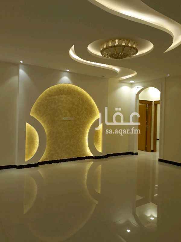 1301355 دور للايجار حي الرمال قريب من البجادي
تشطيب راقي كل الخدمات متوفره
مساحته ٤٢٠متر
سعره ٤٣الف