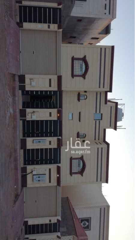 1207769 شقتين وحده دور ارضي ١٣٥٠ والثانيه دور علوي ١١٠٠