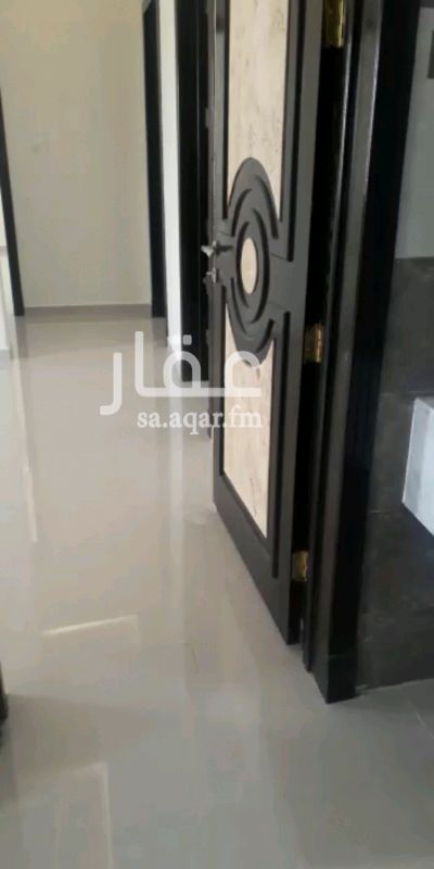 1514610 شقق عوايل للبيع تتكون من مجلس وصاله ومطبخ وثلاث غرف نوم وثلاث حمامات الموقع شارع حلب شرق حديقة لبن
